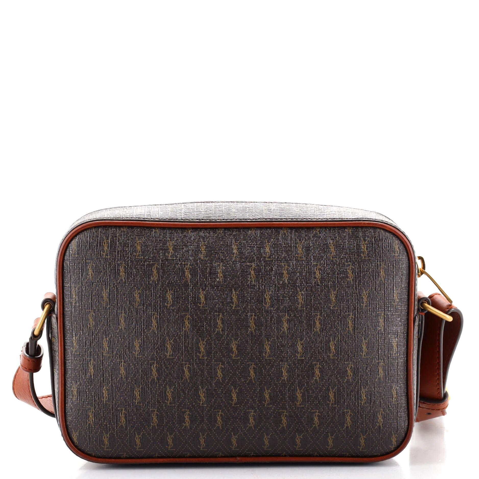 le monogramme camera bag in monogram canvas and smooth leather
