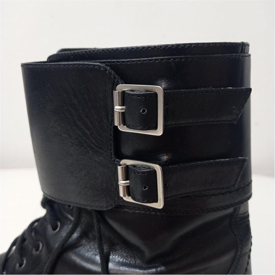 Saint Laurent Leather half boots size 40 In Excellent Condition For Sale In Gazzaniga (BG), IT