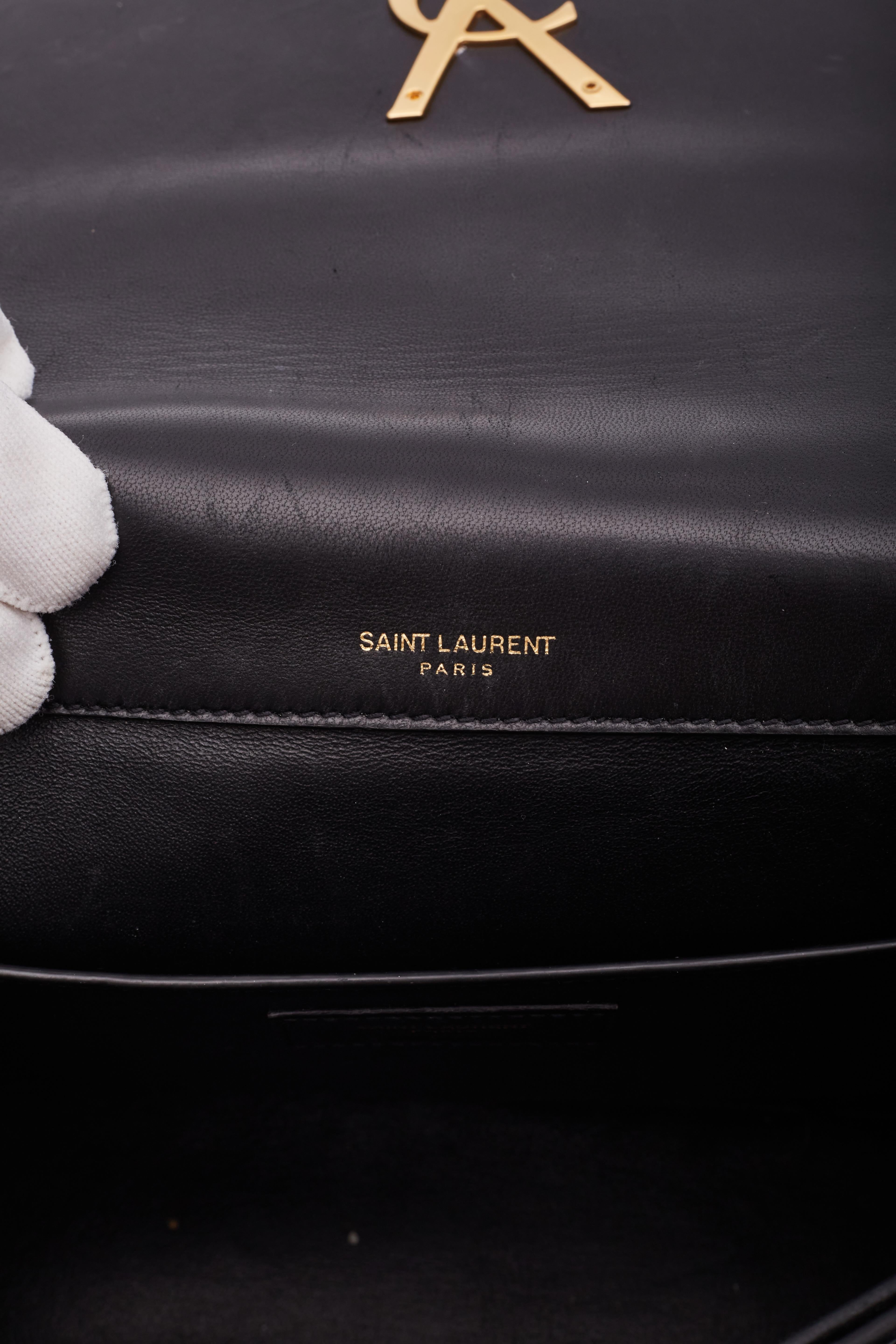 Saint Laurent Leather Matelasse Monogram Large Vicky Chain Bag Black For Sale 7