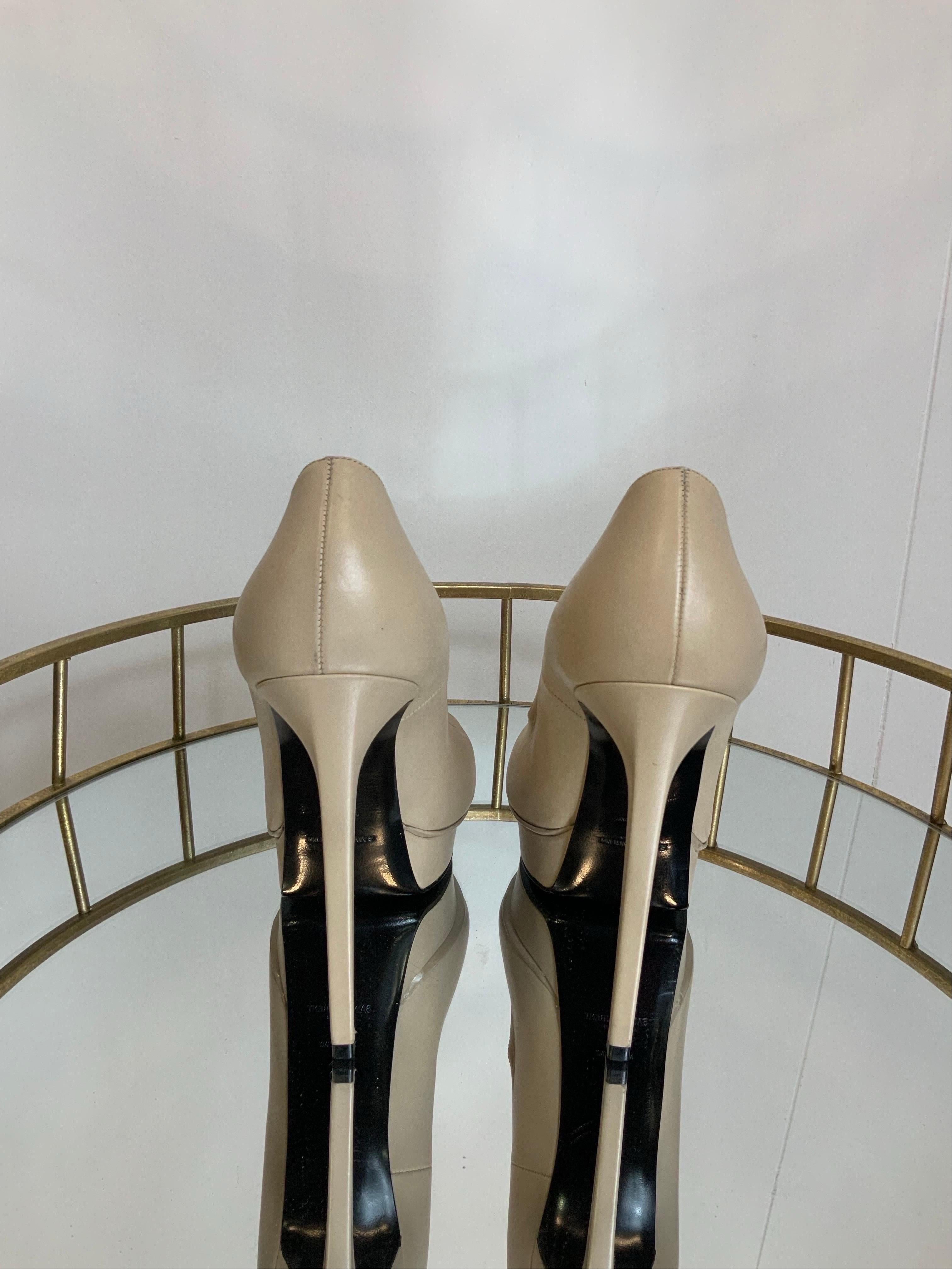 Pompe in pelle Saint Laurent In condizioni ottime in vendita a Carnate, IT