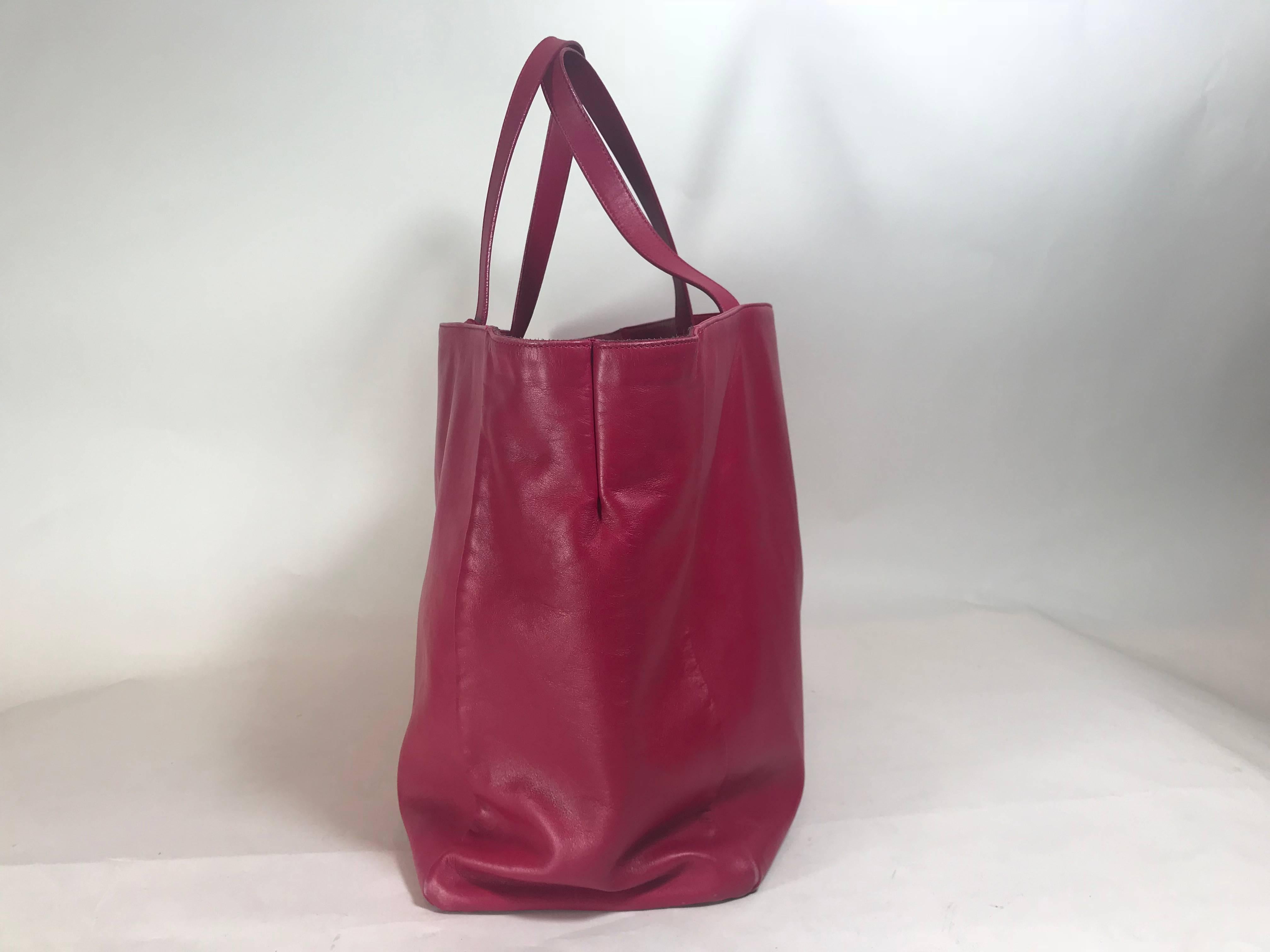  Saint Laurent Leather/Suede Reversible Shopper Tote In Excellent Condition For Sale In Roslyn, NY