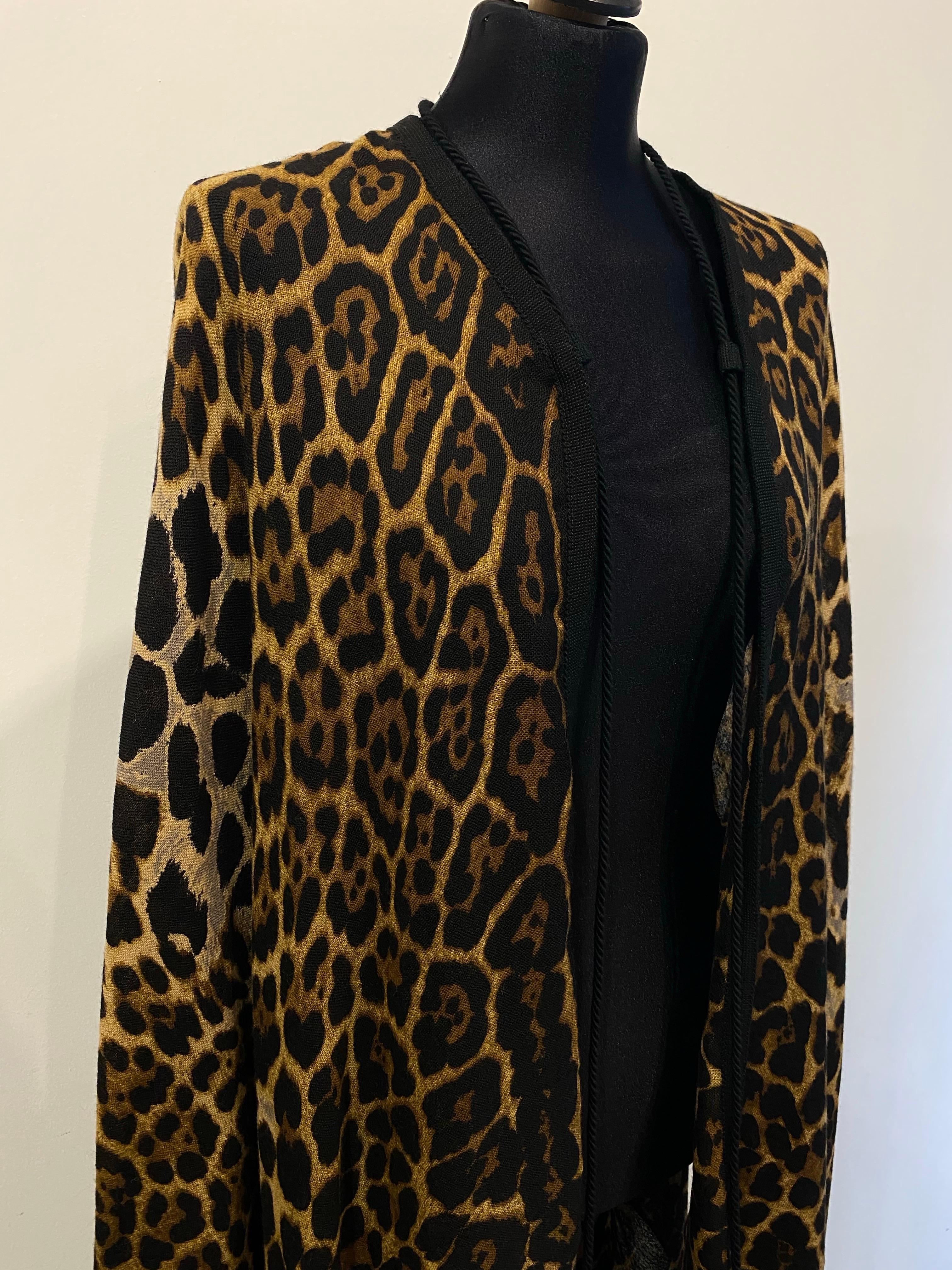 Mantella poncho leopardata Saint Laurent in vendita 5