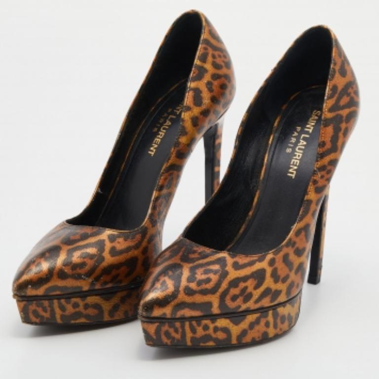 Saint Laurent Bombas de plataforma con puntera en punta Janis de piel con estampado de leopardo talla 38 Marrón en venta