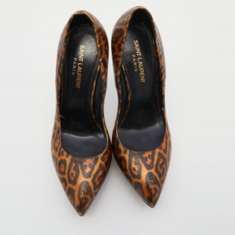 Saint Laurent Bombas de plataforma con puntera en punta Janis de piel con estampado de leopardo talla 38 en Bastante bueno estado para la venta en Dubai, Al Qouz 2