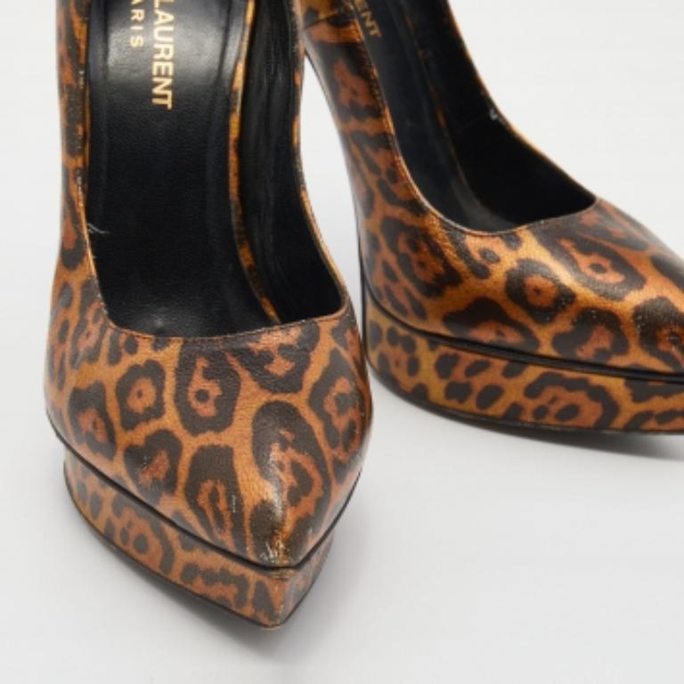 Saint Laurent Bombas de plataforma con puntera en punta Janis de piel con estampado de leopardo talla 38 en venta 1