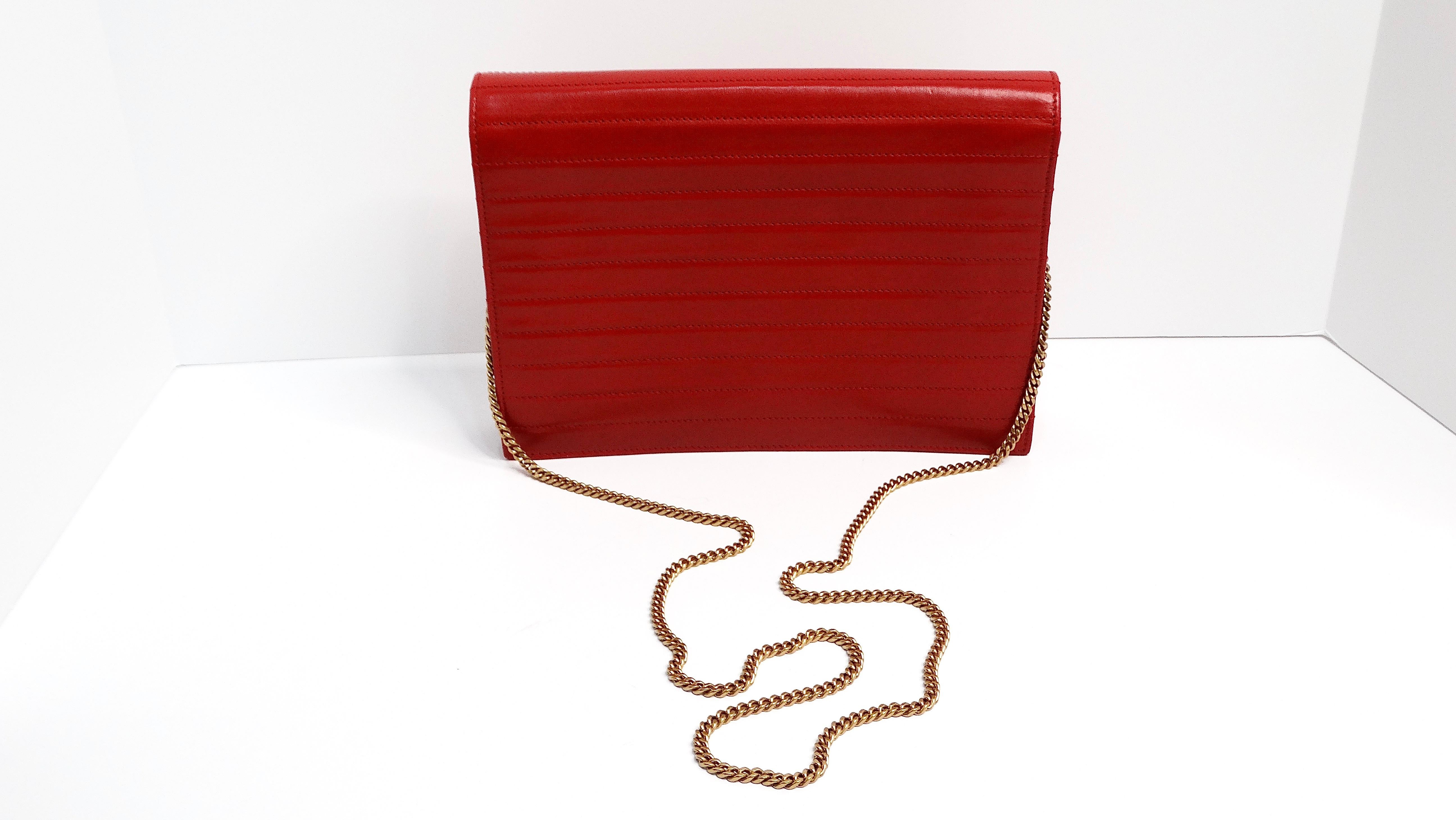 Saint Laurent Lipstick Red and Gold-Tone Chain Crossbody Handbag For Sale 5