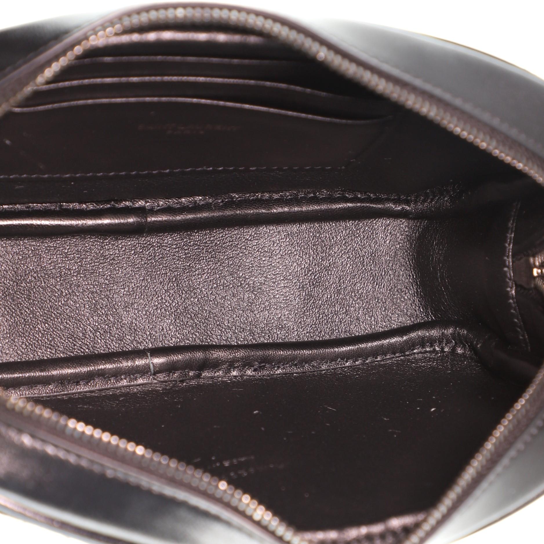 Saint Laurent Lou Kameratasche mit Monogramm aus Wildleder und Leder Mini für Damen oder Herren
