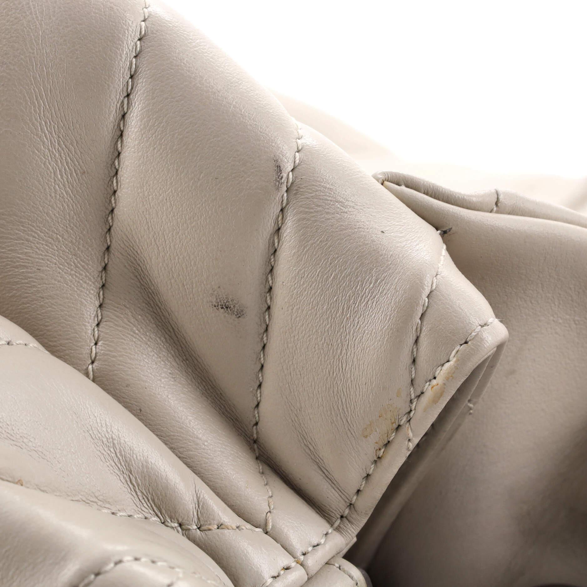 Saint Laurent Loulou Shoulder Bag Matelasse Chevron Leather Medium For Sale 6