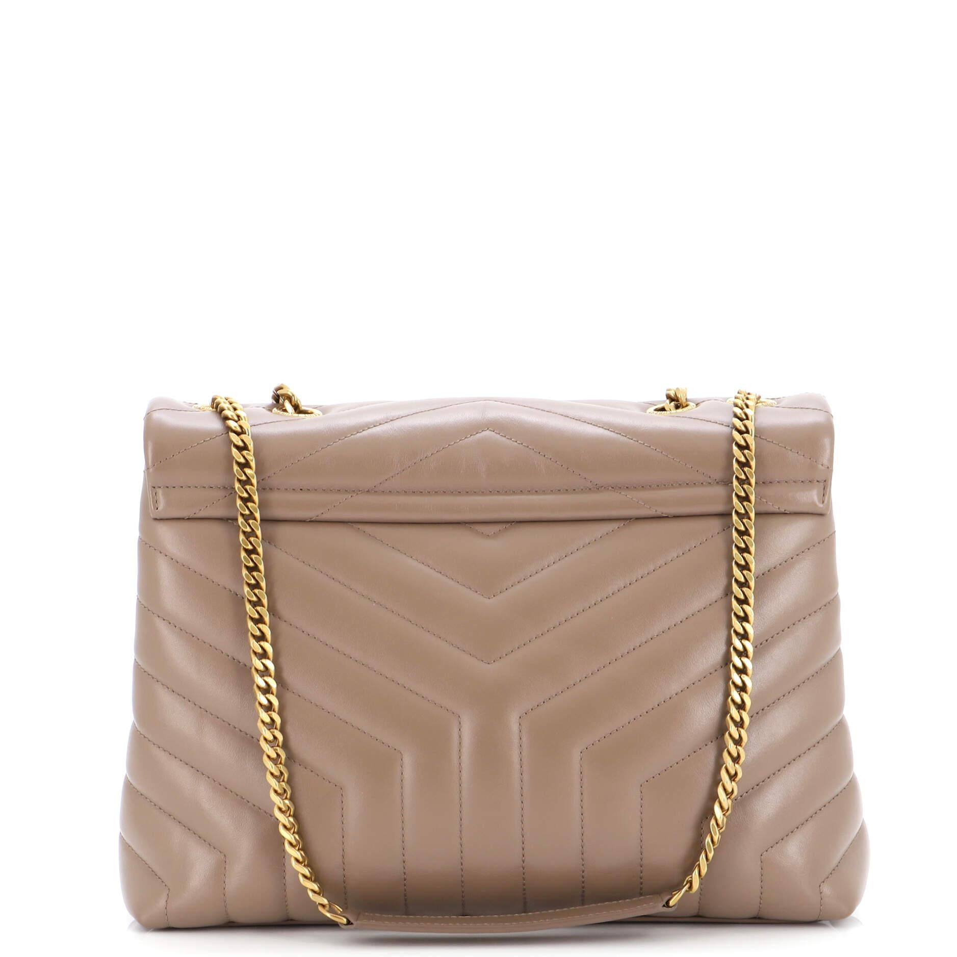 Saint Laurent Loulou Shoulder Bag Matelasse Chevron Leather Medium In Good Condition For Sale In NY, NY