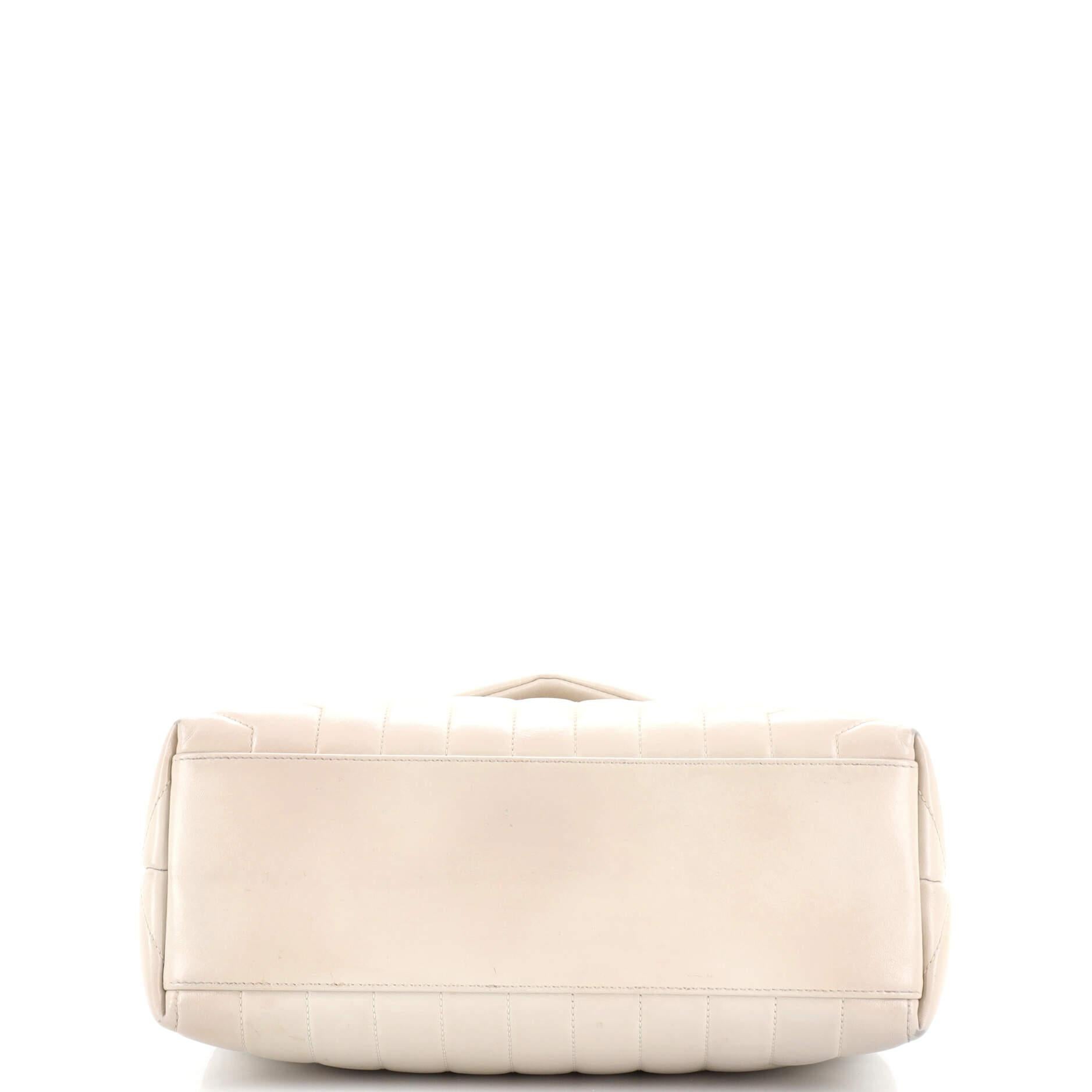 Women's Saint Laurent Loulou Shoulder Bag Matelasse Chevron Leather Medium For Sale