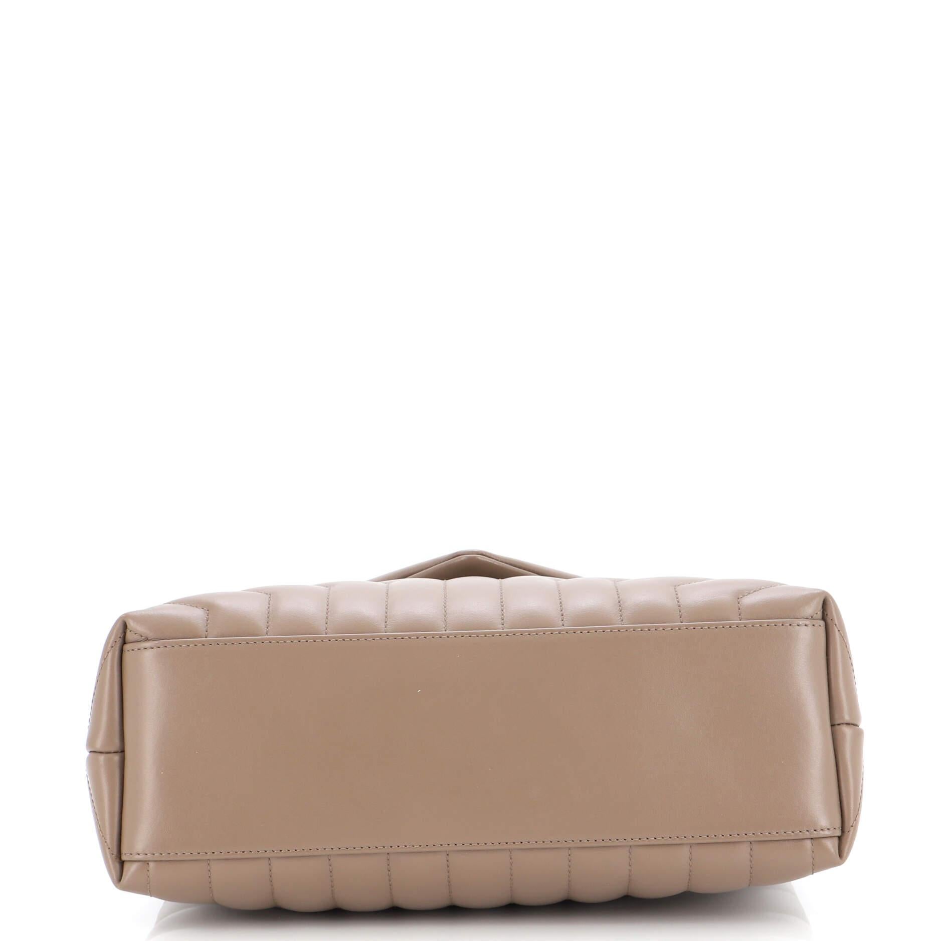 Women's or Men's Saint Laurent Loulou Shoulder Bag Matelasse Chevron Leather Medium For Sale