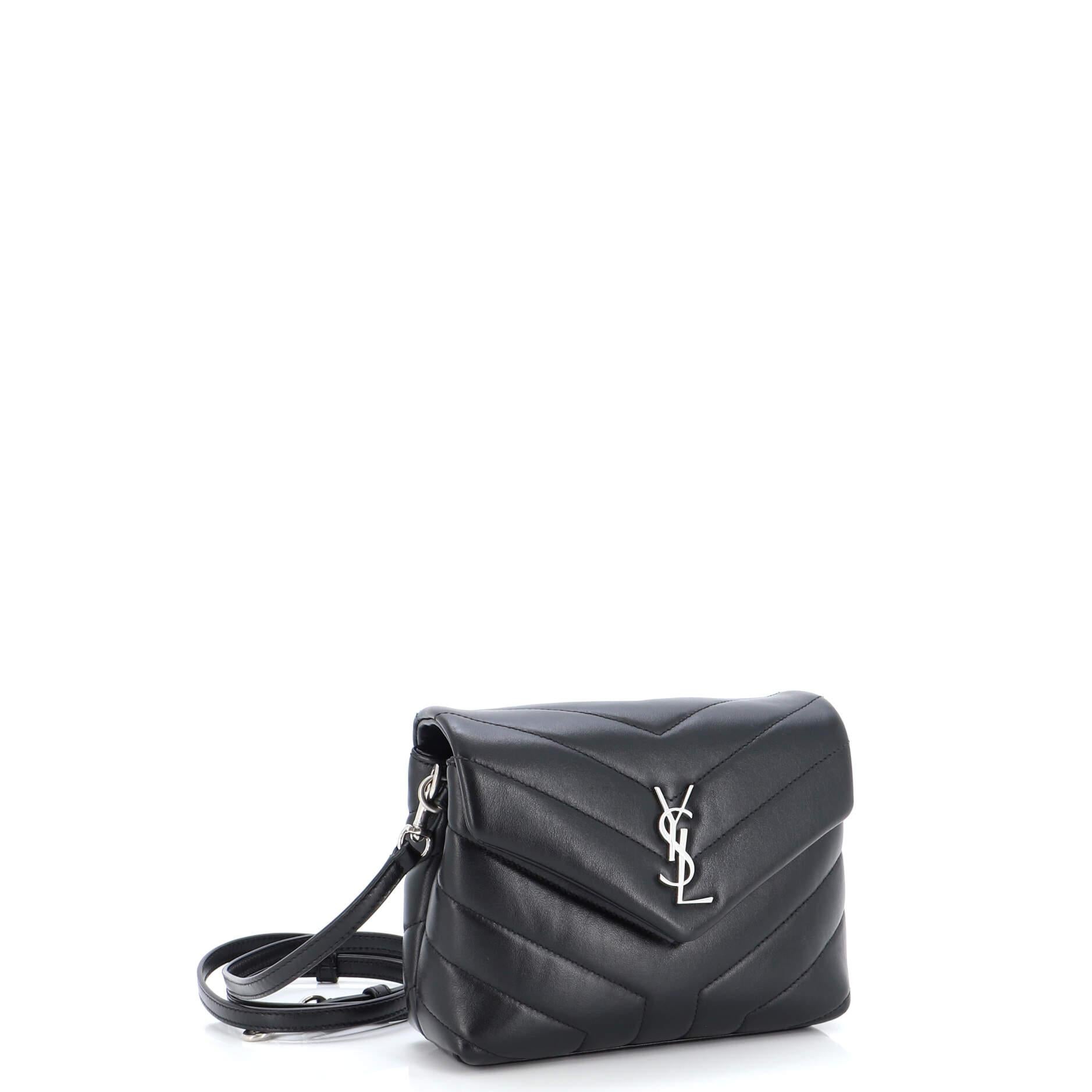Saint Laurent Loulou Shoulder Bag Matelasse Chevron Leather Toy In Good Condition In NY, NY