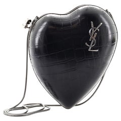 Saint Laurent - Pochette Love Heart Chain Clutch en cuir gaufré crocodile