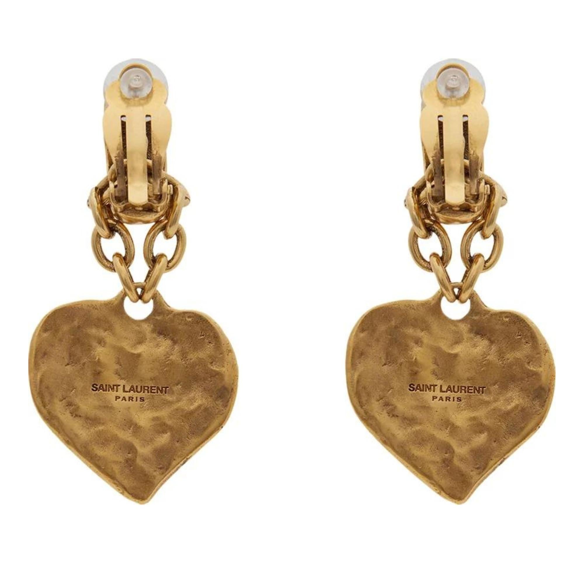 Saint Laurent Love Heart Gold Hammered Clip-on Earrings In Excellent Condition For Sale In Montreal, Quebec