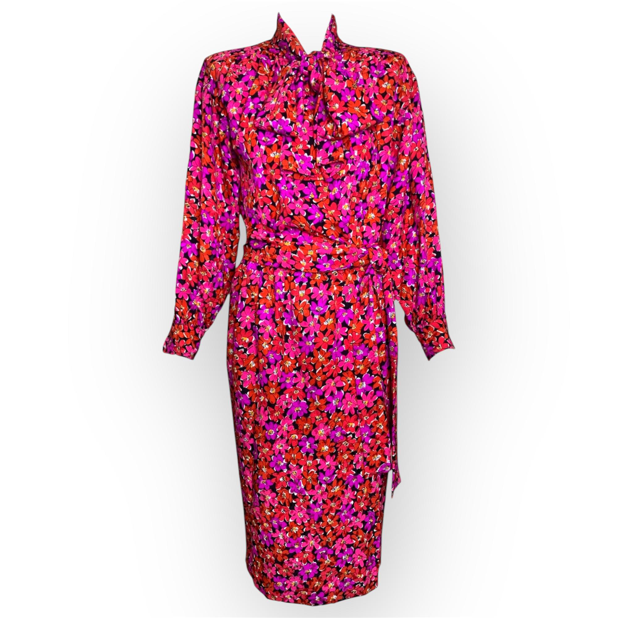 Saint Laurent - Vestito in seta magenta con stampa floreale, 1989 in vendita
