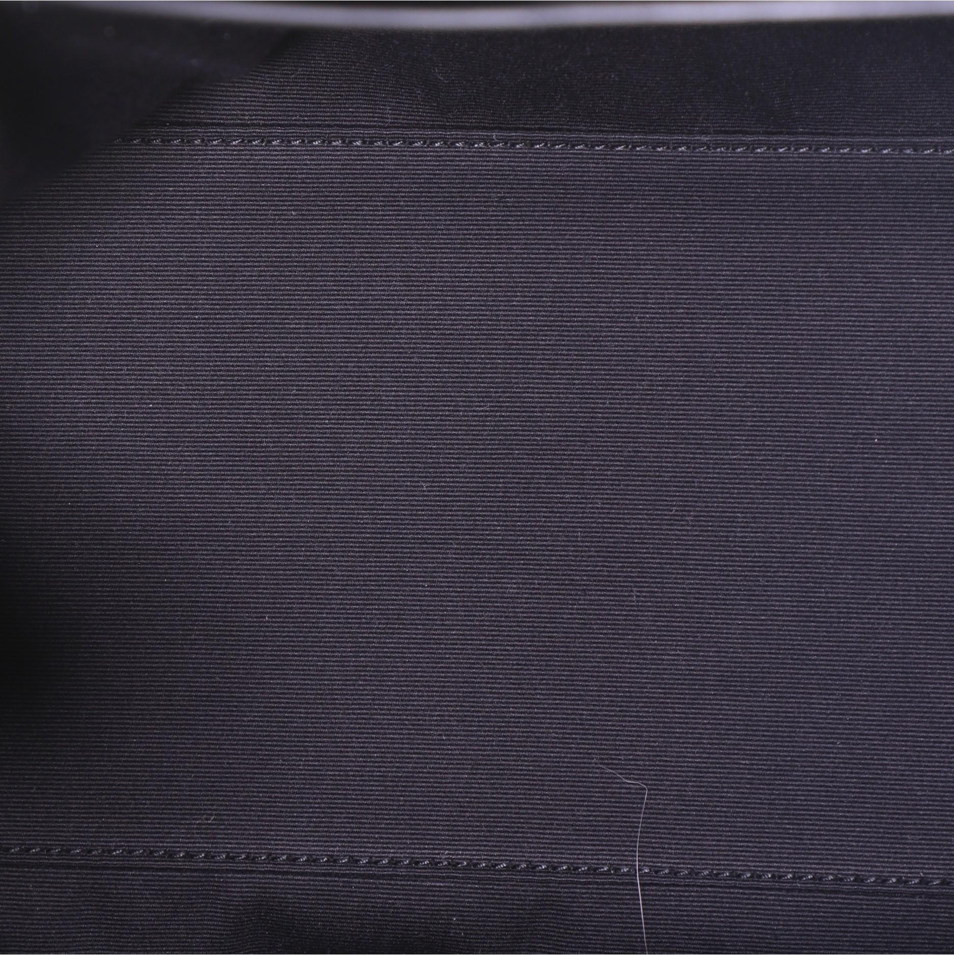 Saint Laurent Manhattan Tote Leather Medium 1