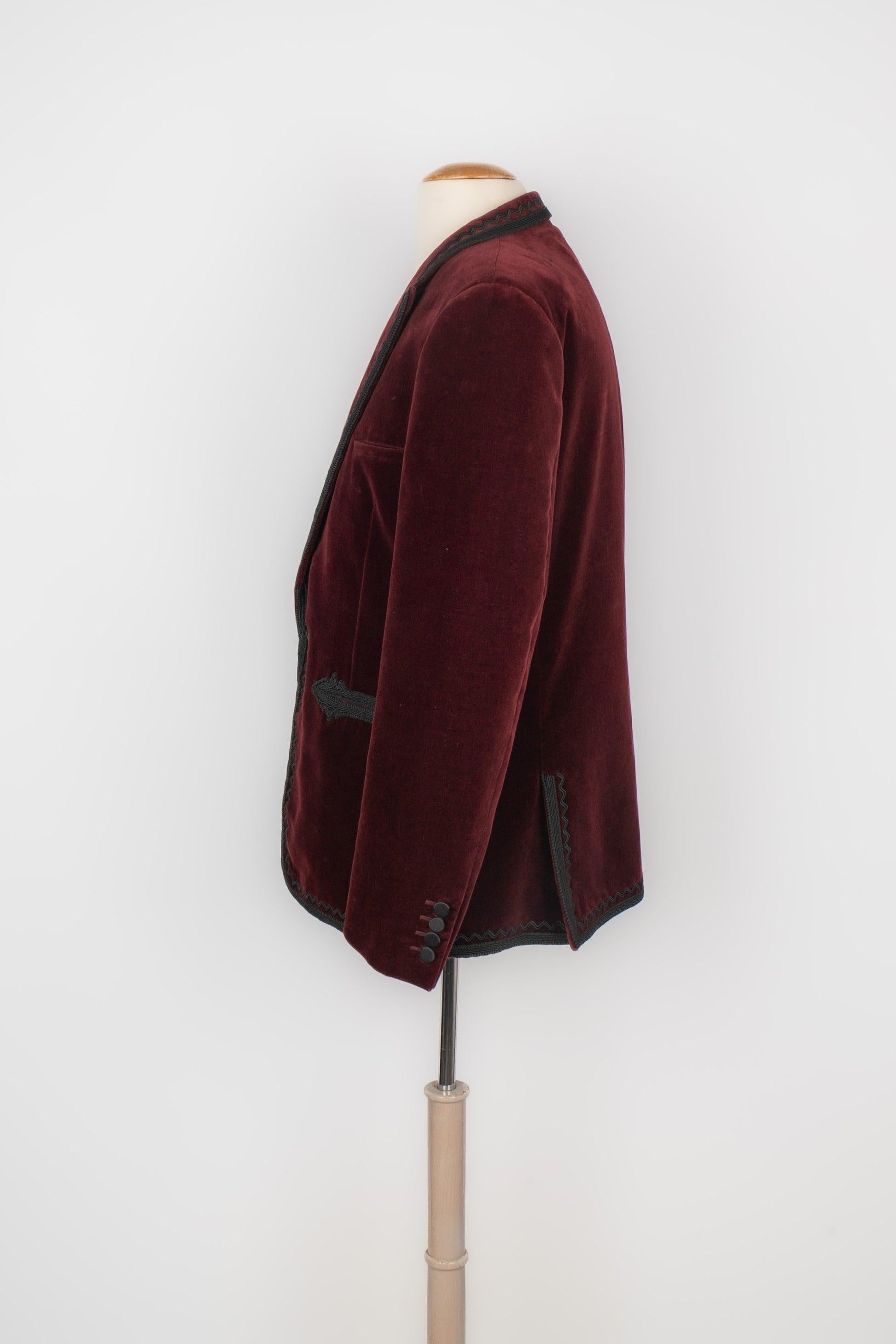 Saint Laurent Men's Burgundy Velvet Jacket In Excellent Condition For Sale In SAINT-OUEN-SUR-SEINE, FR