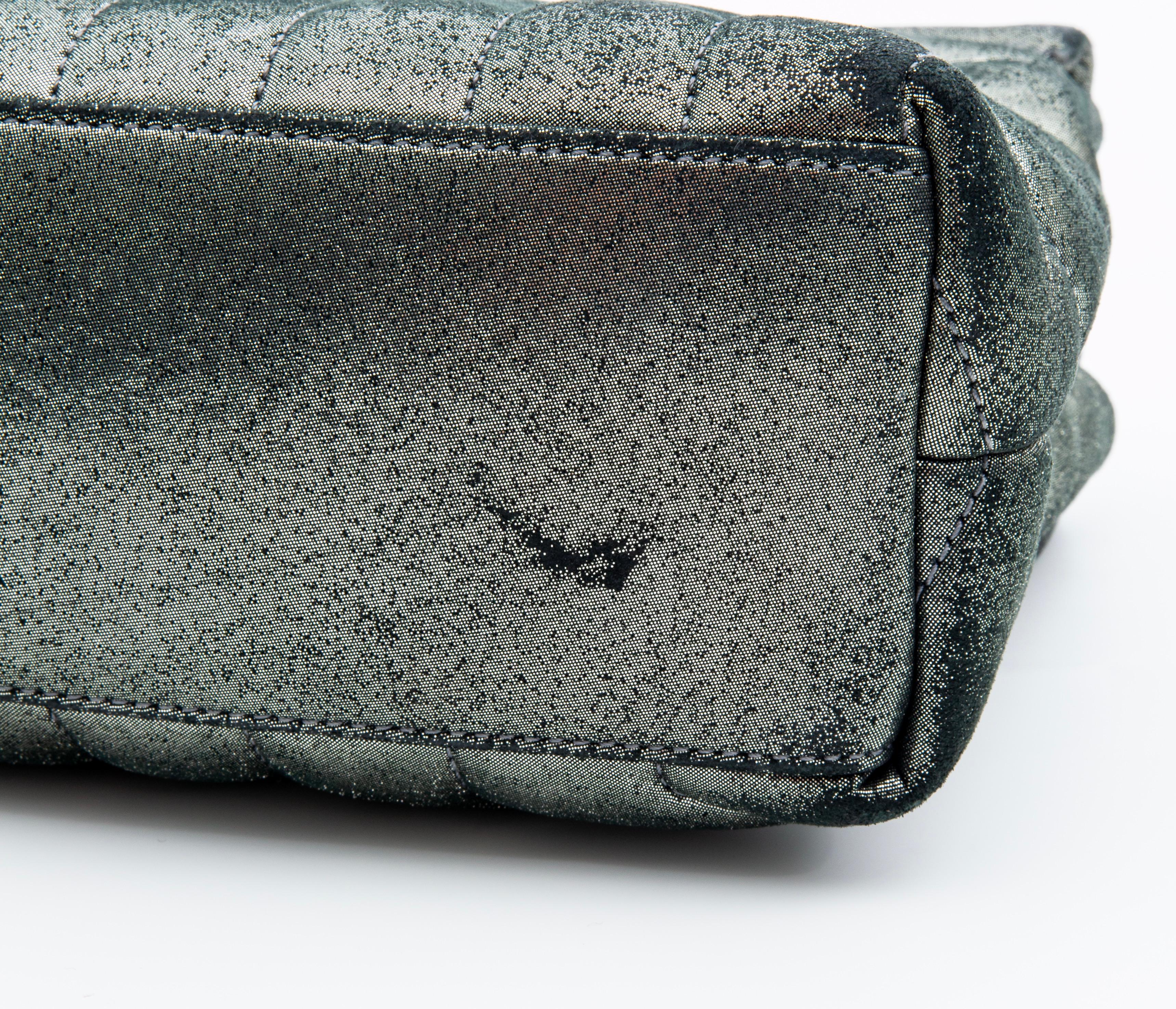 Saint Laurent Borsa Lou piccola in pelle di vitello metallizzata Y Matelasse Monogram (464676) In condizioni buone a Montreal, Quebec