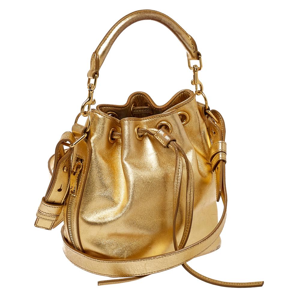 Saint Laurent Metallic Gold Leather Emmanuelle Drawstring Bucket Bag In Good Condition In Dubai, Al Qouz 2