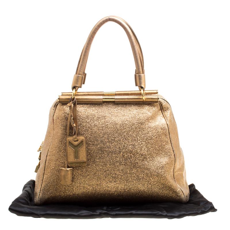 Saint Laurent Metallic Gold Leather Medium Majorelle Tote Bag For Sale 5