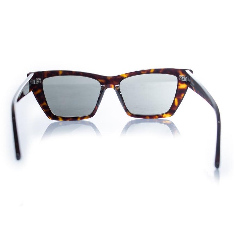 Saint Laurent, Mica tortoise sunglasses in brown For Sale at  display picture 1