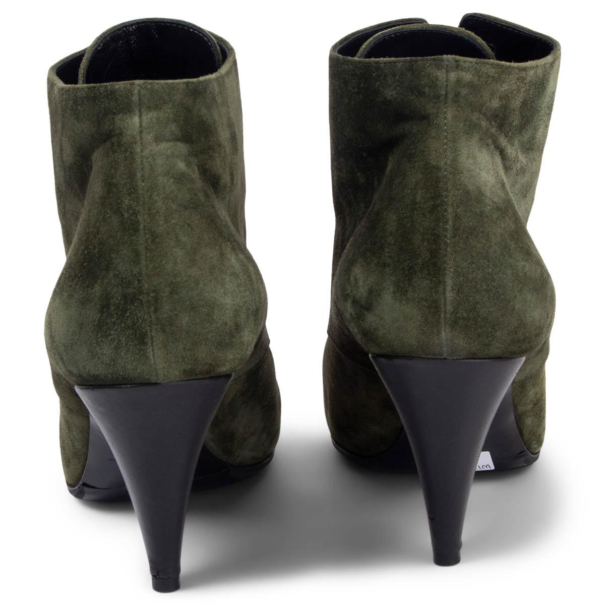 SAINT LAURENT military green suede ERA 85 Ankle Boots Shoes 39.5 In Excellent Condition For Sale In Zürich, CH