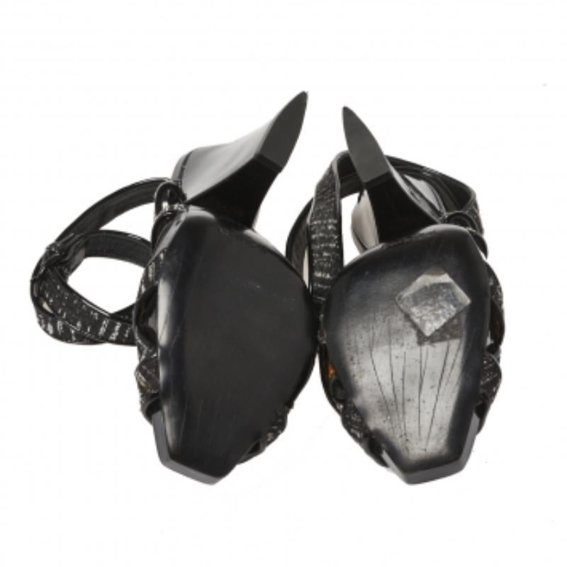 Saint Laurent Monochrome Fabric & Patent Leather Trim Ankle Wrap Sandals Size 37 For Sale 2