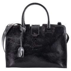 Saint Laurent Monogrammiertes Cabas Lackleder-Baby