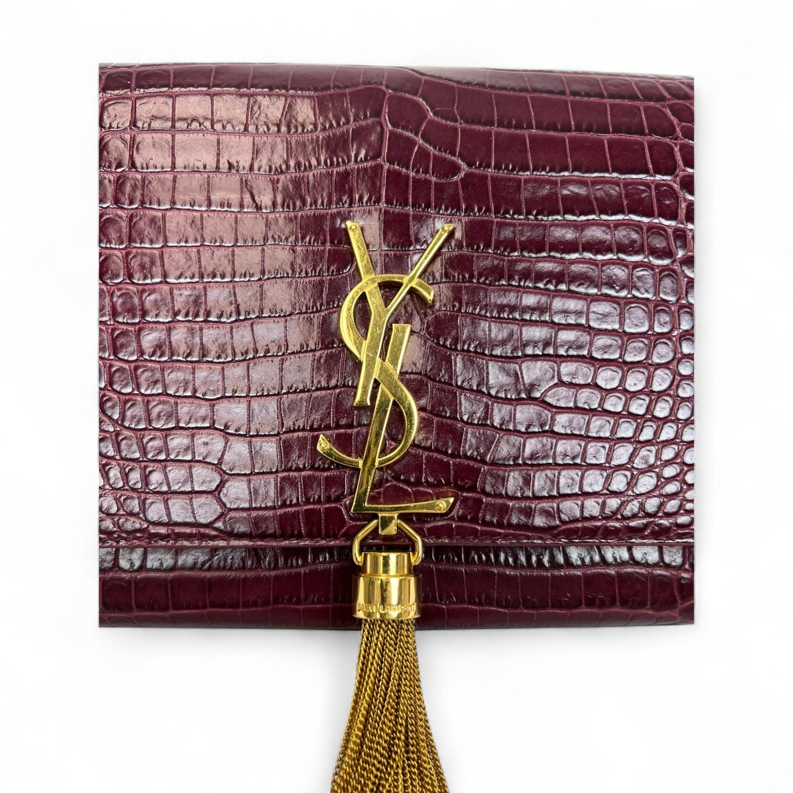 Saint Laurent Monogrammierte Medium Python Kate Tasche mit Quaste Burgunderrot 2016 im Angebot 4