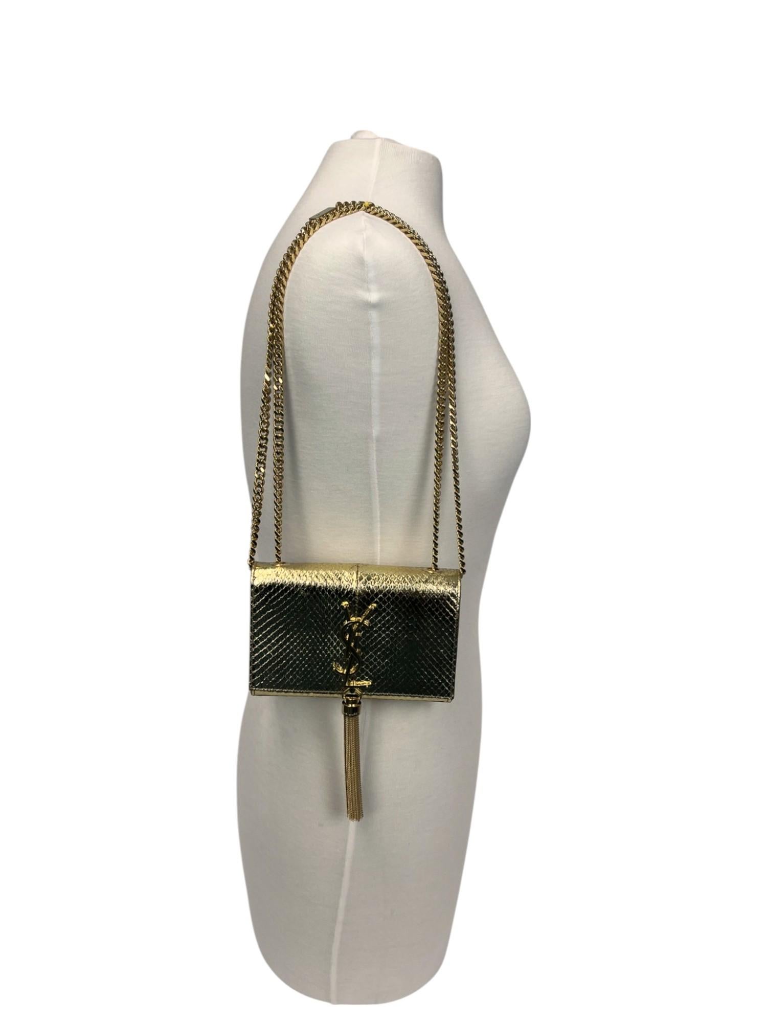 Saint Laurent Monogram Medium Python Kate Tasche mit Quaste und Quaste in Gold 2016 im Angebot 6