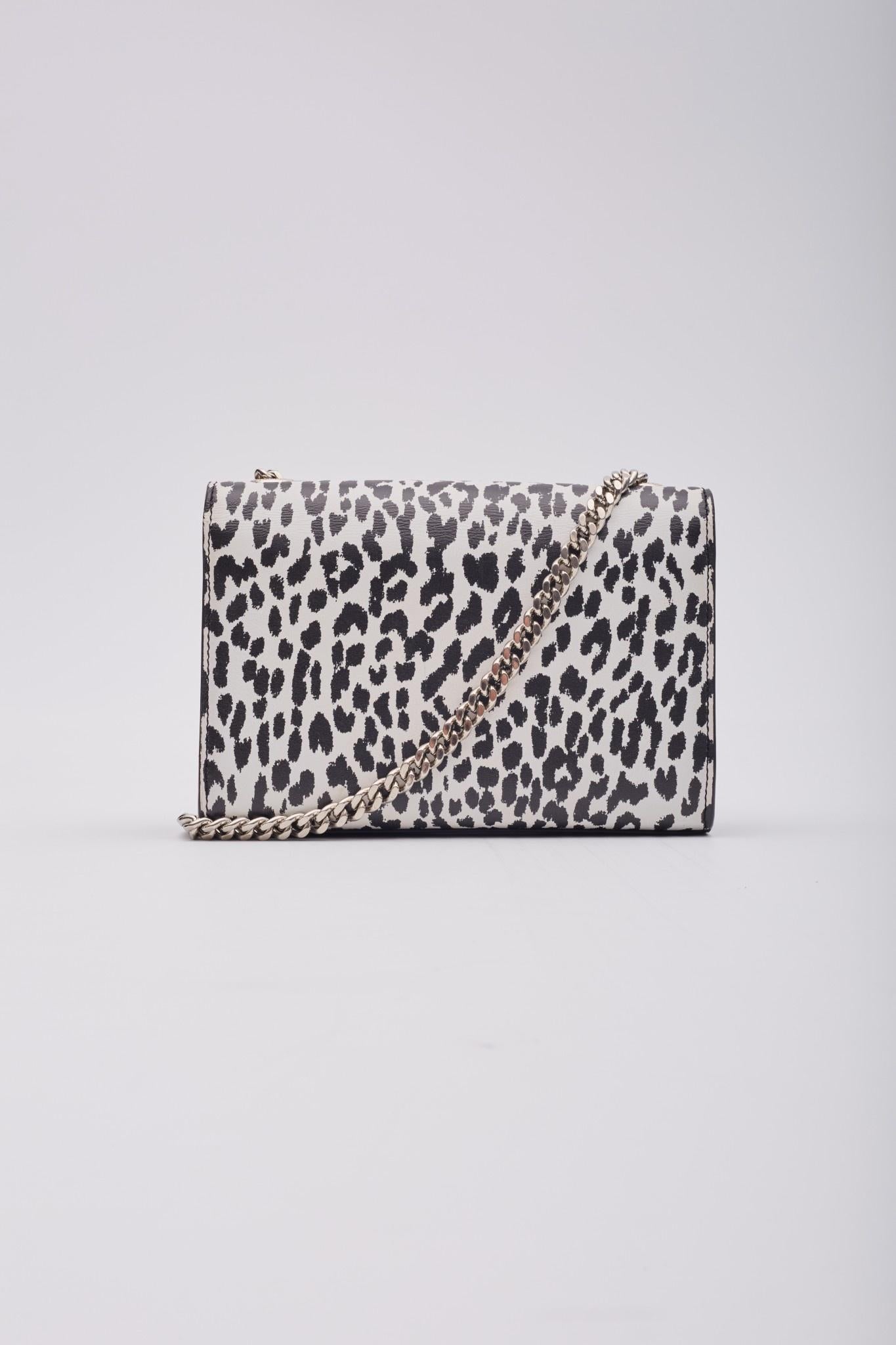 Saint Laurent Monogram Small Babycat Kate Shoulder Bag Small In Good Condition In Montreal, Quebec