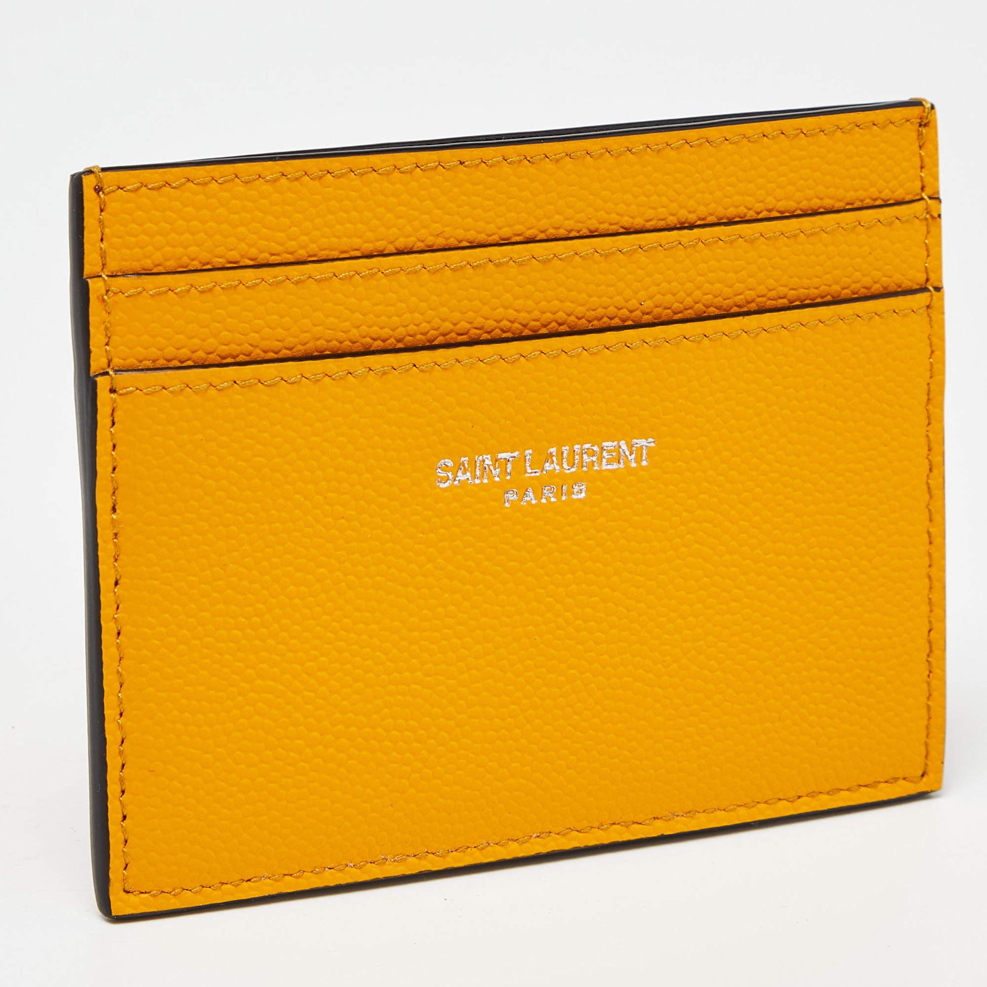 Saint Laurent Mustard Leather Logo Card Holder In Excellent Condition In Dubai, Al Qouz 2