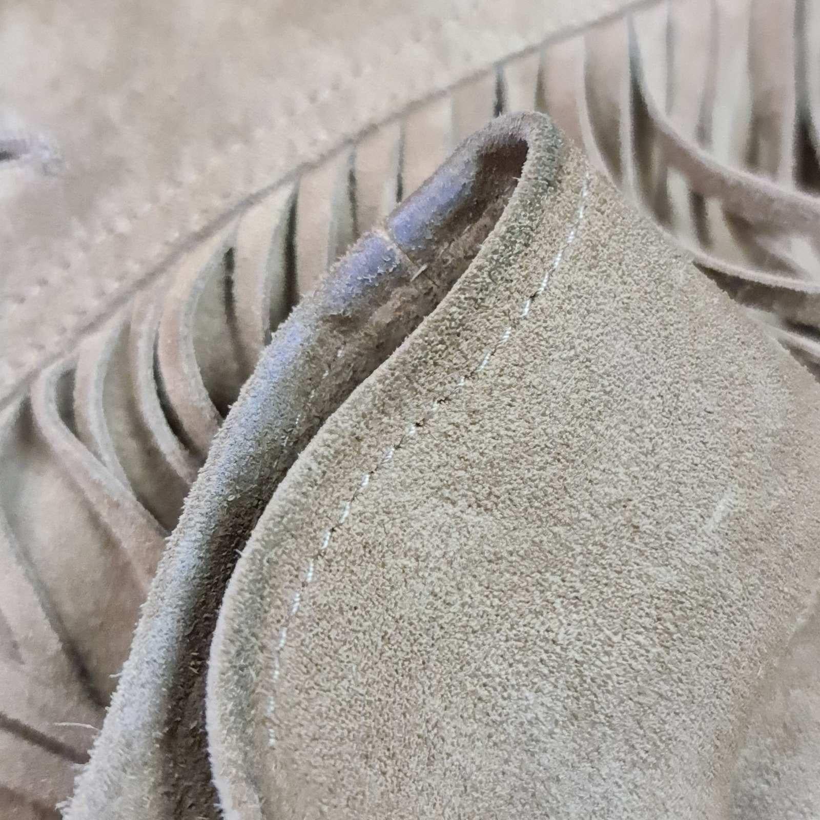 Saint Laurent Veste à franges en daim moutarde Sz.40 Bon état - En vente à Krakow, PL