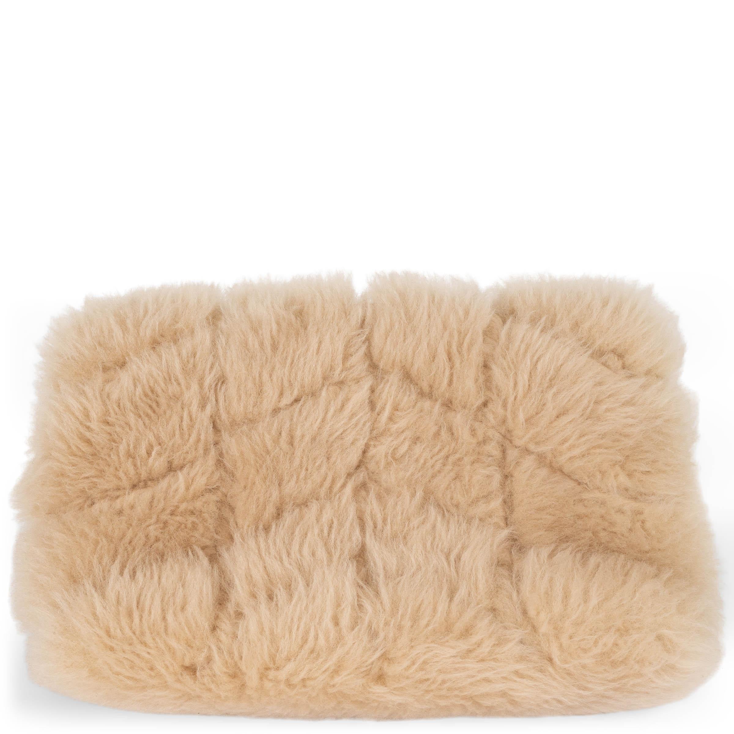 Beige SAINT LAURENT natural beige SHEARLING FUR 2021 SMALL PUFFER Clutch Bag For Sale