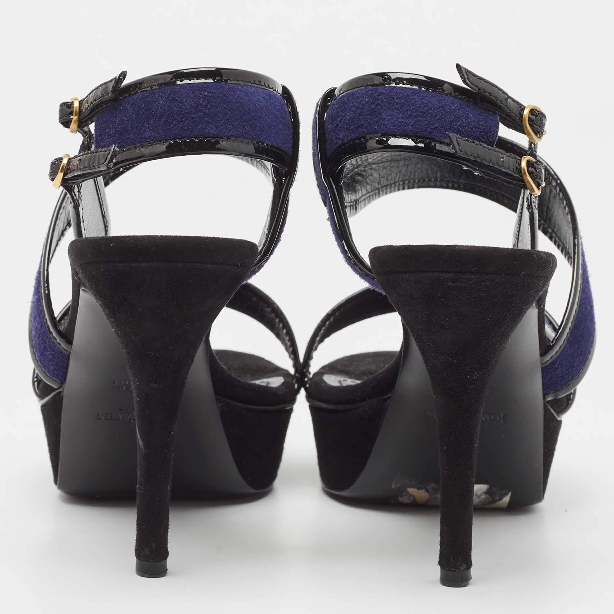 Donna Saint Laurent Sandali con cinturino alla caviglia in pelle verniciata blu navy misura 37,5