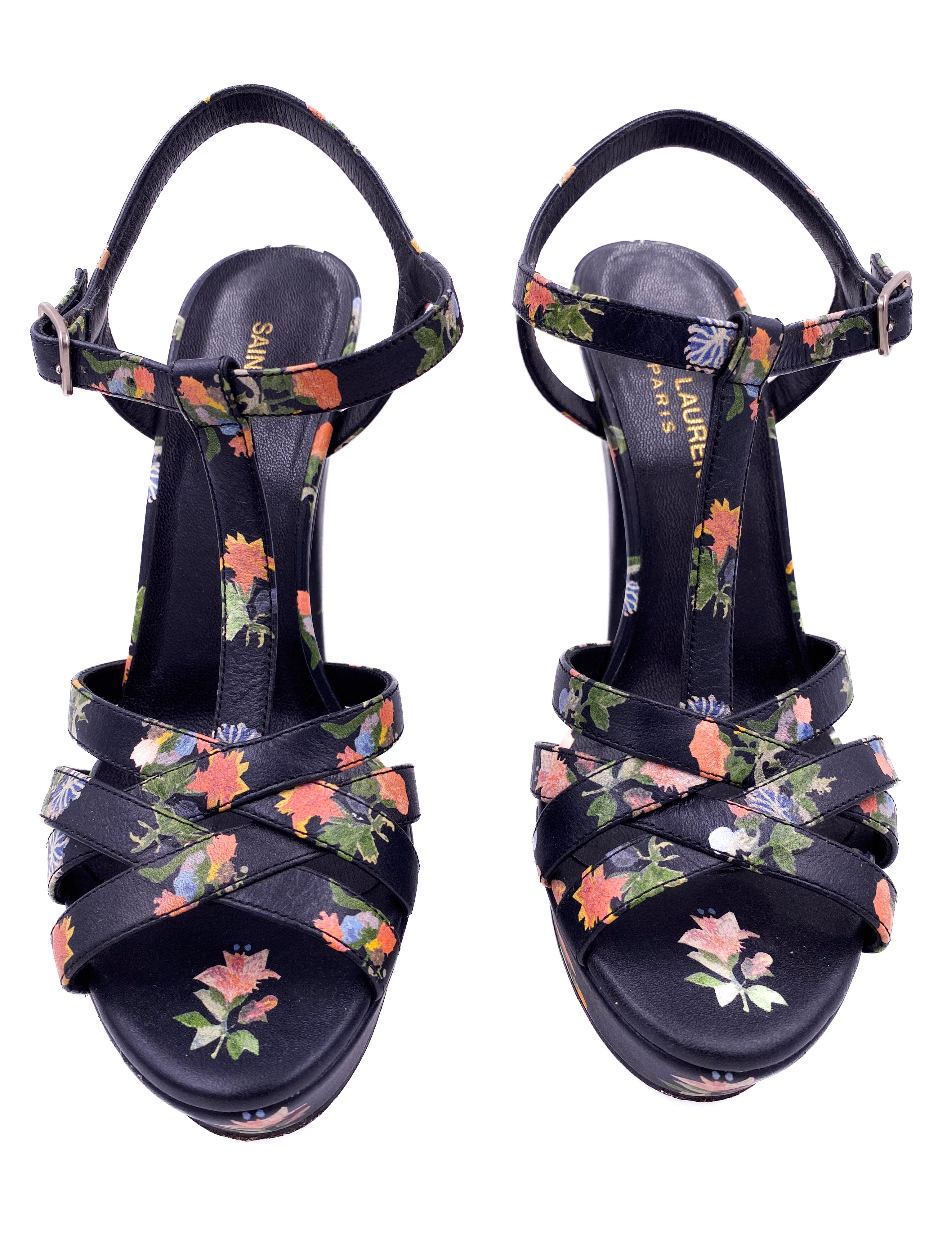Saint Laurent Punta Aperta con Fiori di Marina in vendita 3