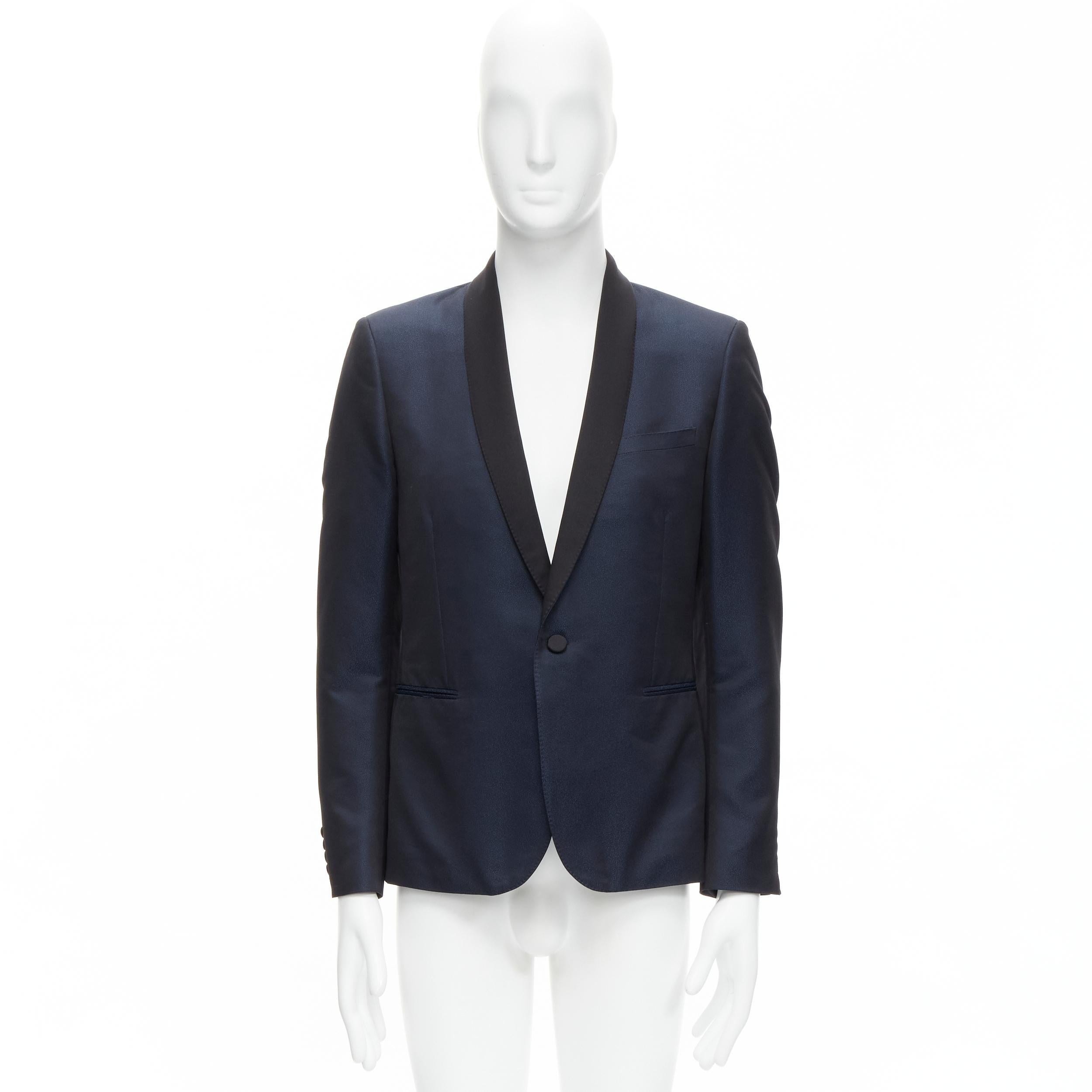 SAINT LAURENT Marineblauer Smoking-Blazer aus strukturiertem Satin mit Metallic-Textur EU50 L im Angebot 5