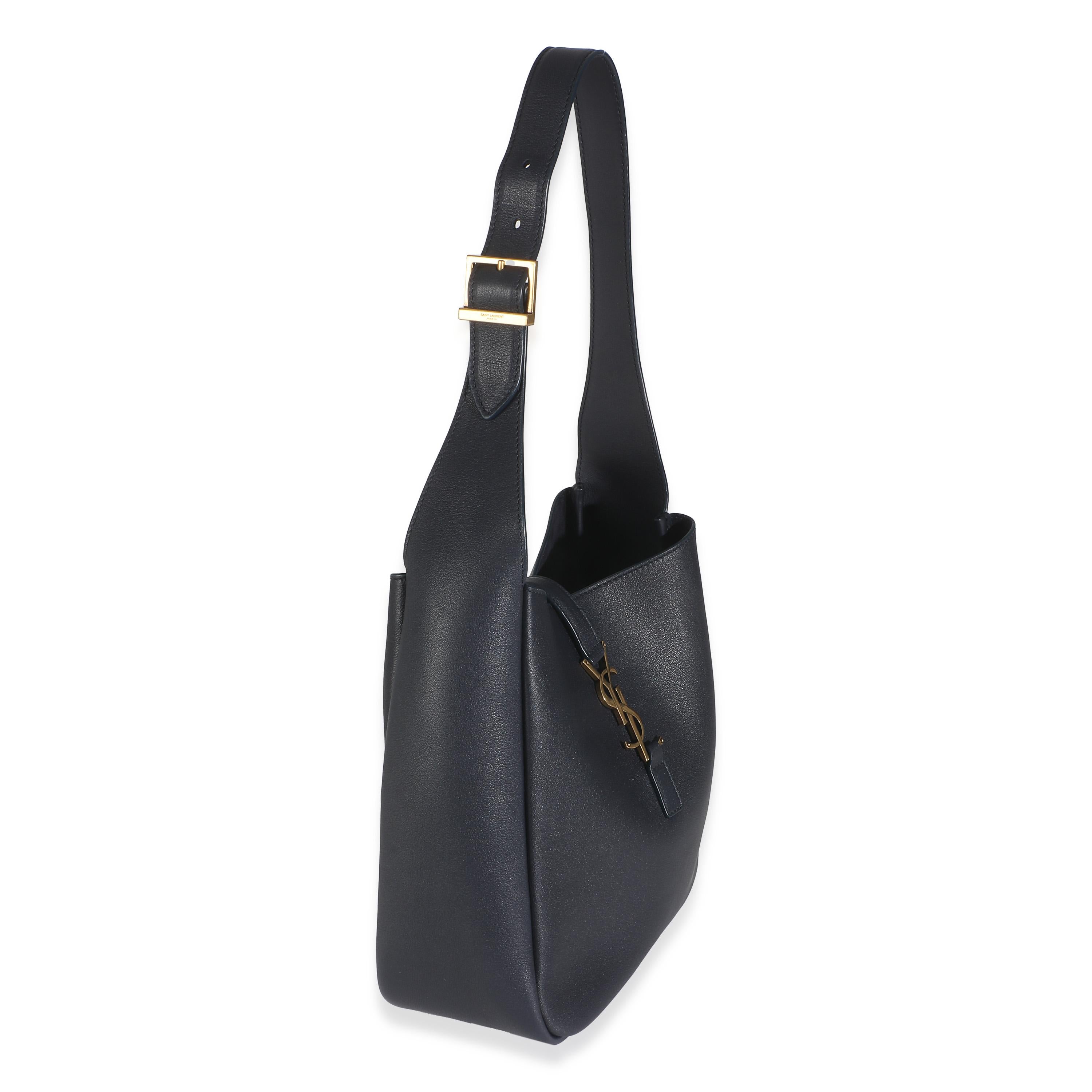 Saint Laurent Navy Smooth Calfskin Small Le 5 a 7 Hobo In Excellent Condition For Sale In New York, NY