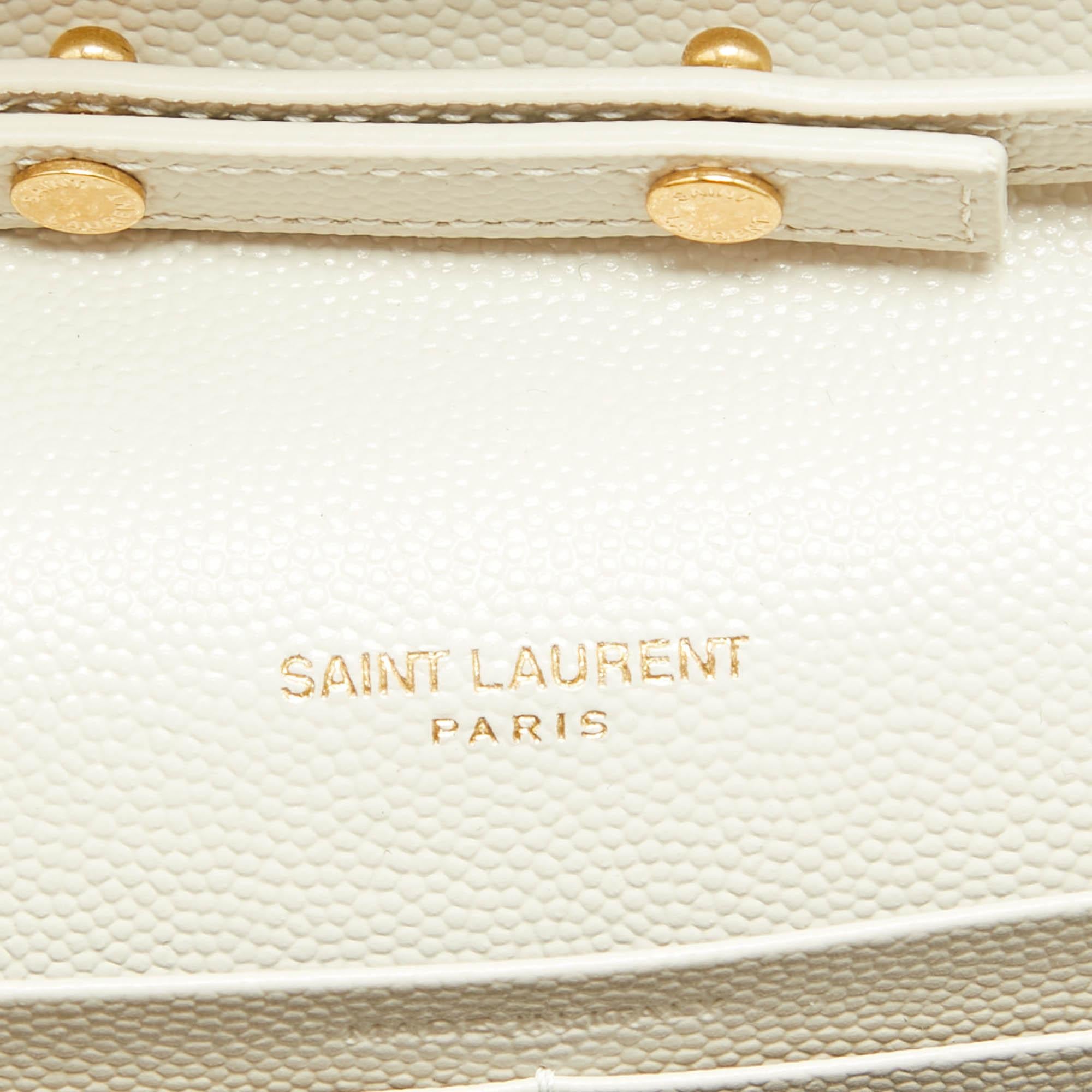 Saint Laurent Off White Mixed Gestepptes Leder Monogramm Umschlag Brieftasche an Kette in Weiß im Angebot 2