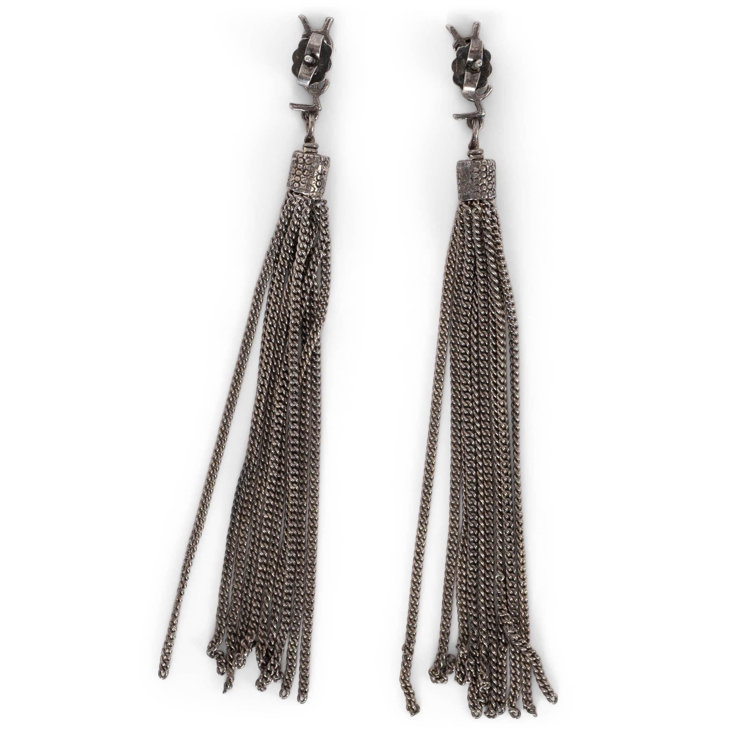 da uomo o donna SAINT LAURENT Orecchini a goccia LOULOU CHAIN in ottone ossidato e tonalità argento in vendita