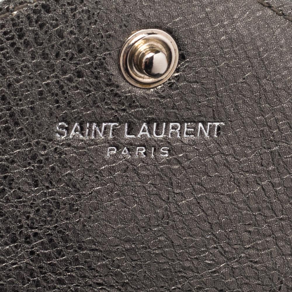 Saint Laurent Pale Tri Quilted Leather Monogram Envelope Chain Shoulder Bag In Good Condition In Dubai, Al Qouz 2