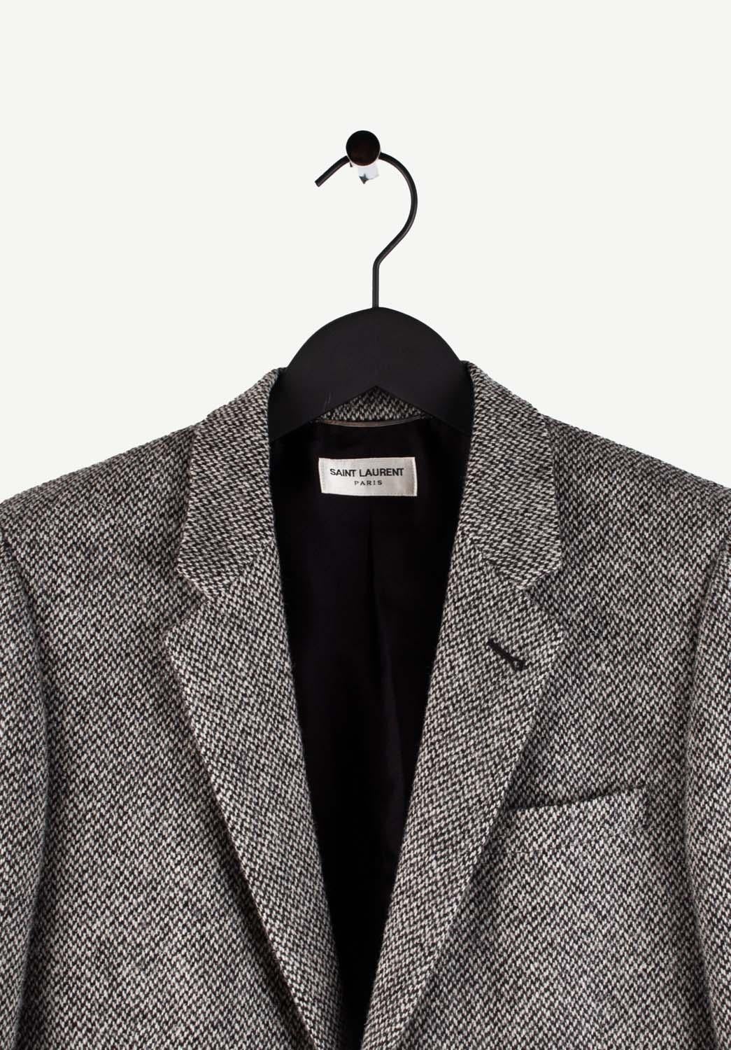 Item for sale is 100% genuine Saint Laurent Paris Blazer Wool Silk Lining Leather Details Men Jacket 
Color: Grey
(An actual color may a bit vary due to individual computer screen interpretation)
Material: 100% wool/ 100% silk
Tag size: 48IT(M)
This