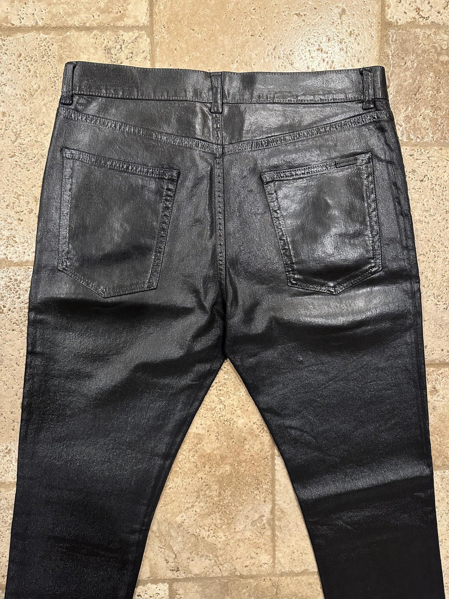 パンツ Saint laurent coating denim black 26 Saint Laurent Black Coated Skinny-Fit Jeans – BlackSkinny