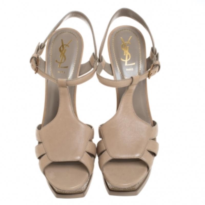 Beige Saint Laurent Paris Sandales à plateforme en cuir et galuchat beige Taille 40.5 en vente