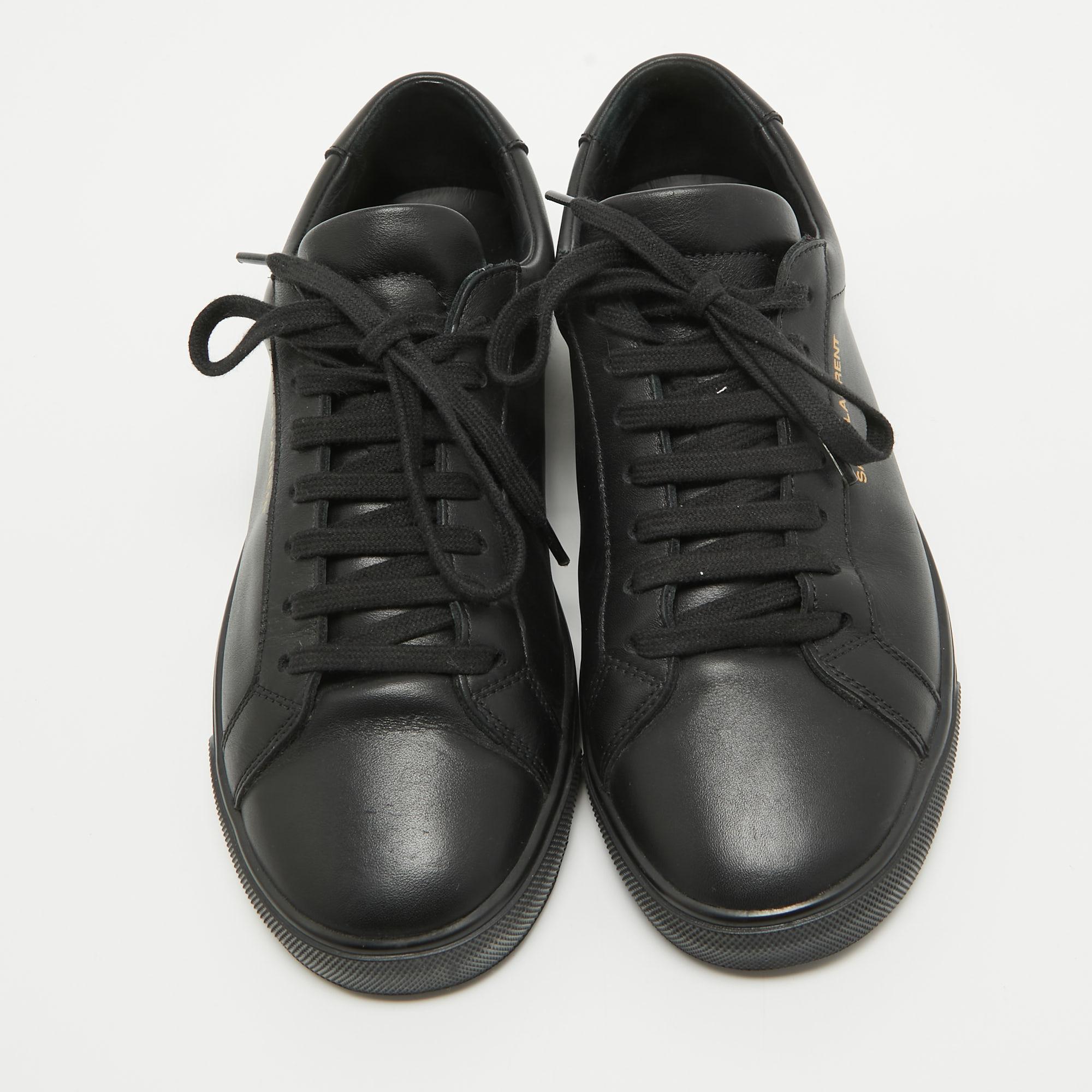 Step into fashion-forward luxury with these YSL sneakers. These premium kicks offer a harmonious blend of style and comfort, perfect for those who demand sophistication in every step.

Includes
Invoice