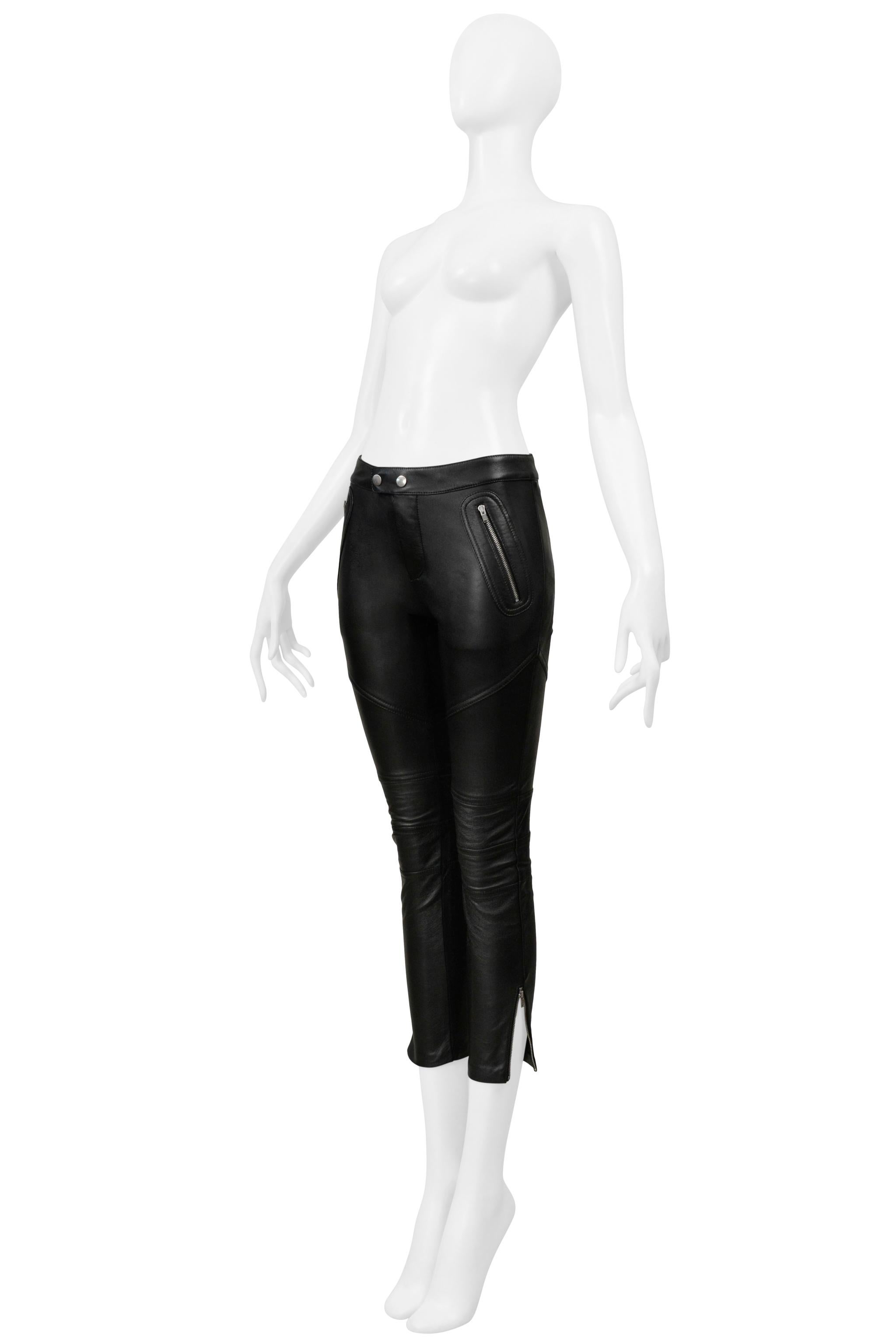 Saint Laurent Paris Pantalon Moto en cuir noir avec fermetures éclair 2016 Excellent état - En vente à Los Angeles, CA