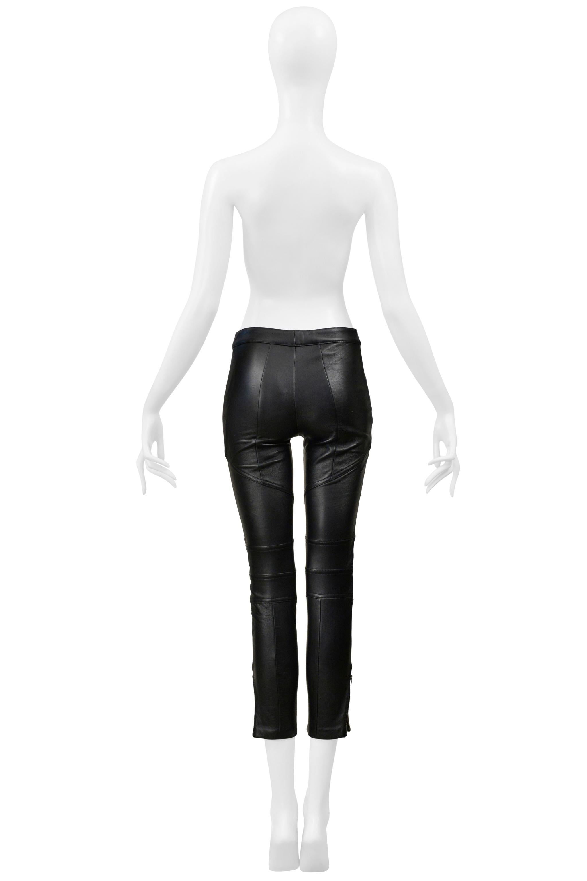 Saint Laurent Paris Pantalon Moto en cuir noir avec fermetures éclair 2016 en vente 3
