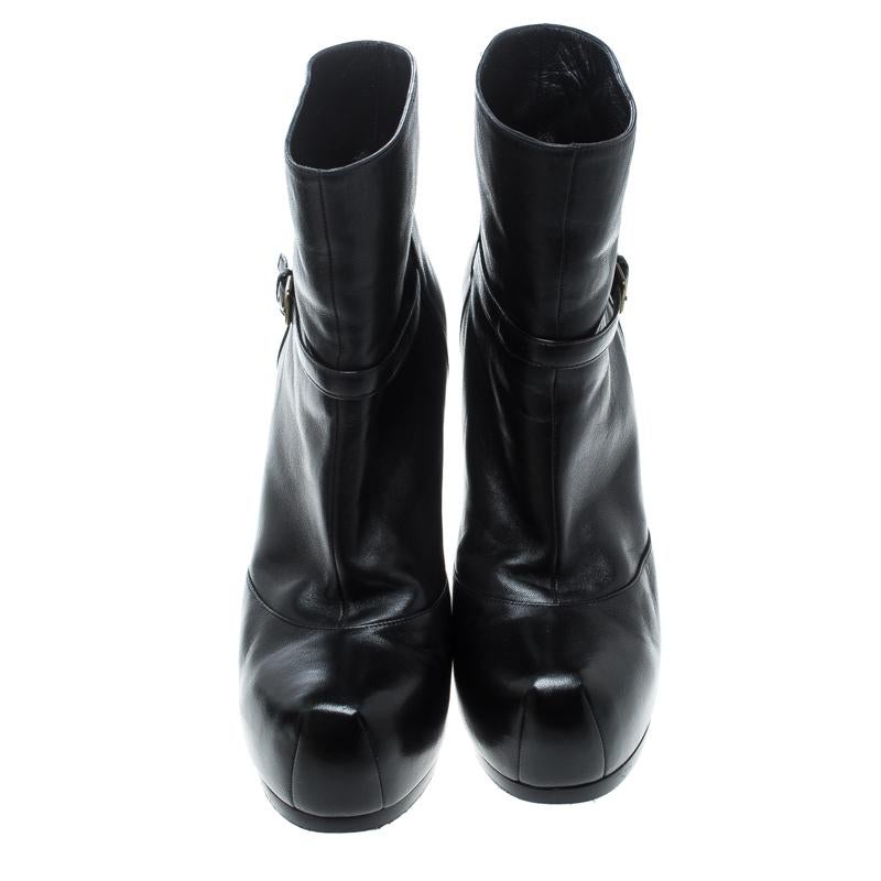 Saint Laurent Paris Black Leather Platform Ankle Boots Size 40.5 In Good Condition In Dubai, Al Qouz 2