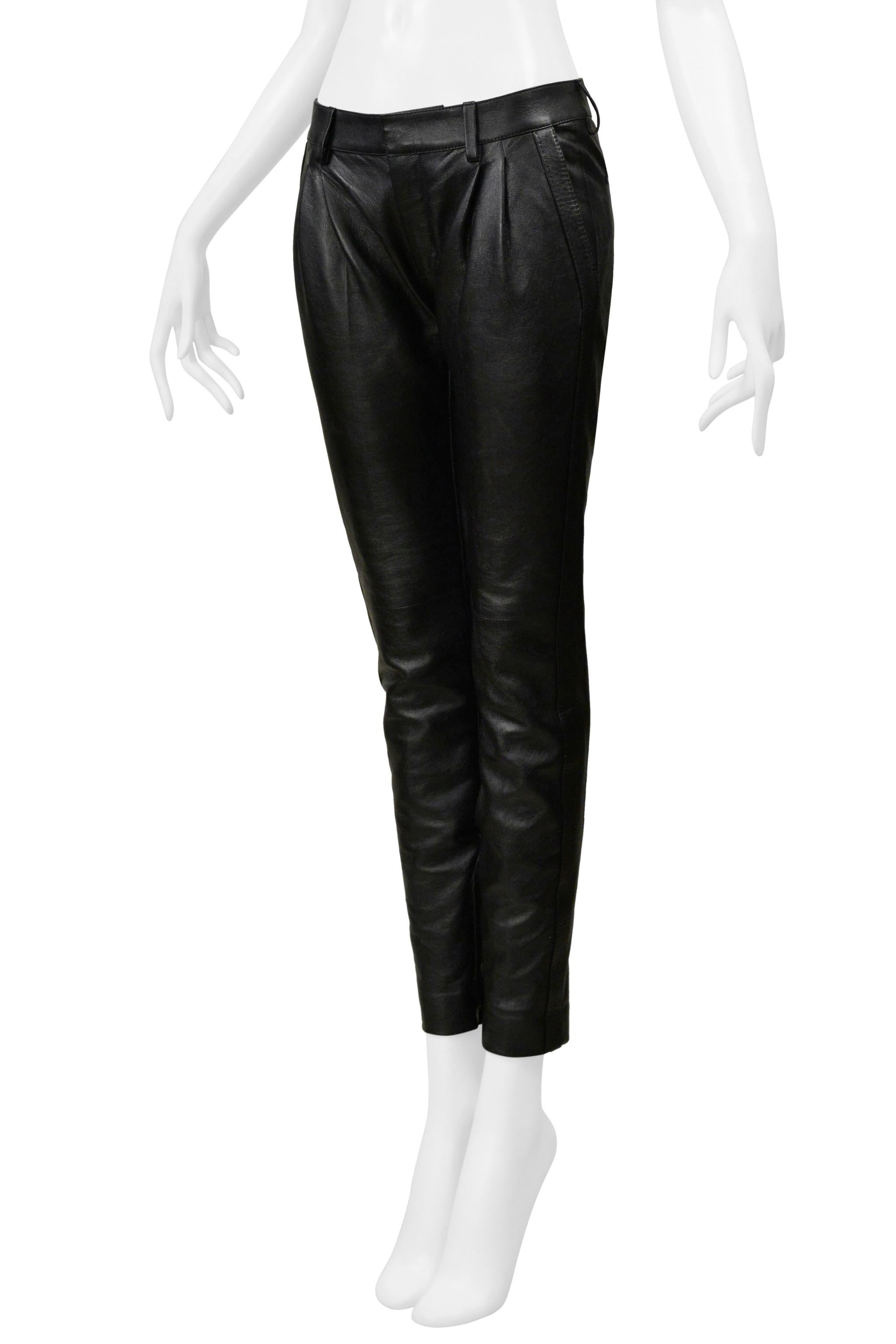 Saint Laurent Paris Schwarze Lederhose mit Hose 2019 im Zustand „Hervorragend“ im Angebot in Los Angeles, CA