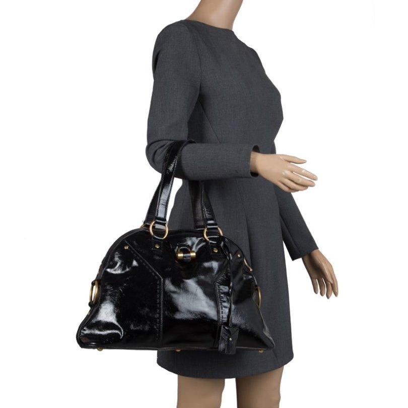 Saint Laurent Paris Black Patent Leather Large Muse Tote In Good Condition In Dubai, Al Qouz 2